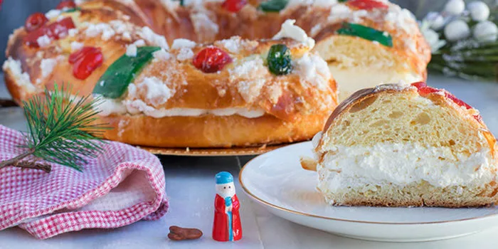 Recette - Roscón de Reyes, la couronne des rois espagnole en vidéo 